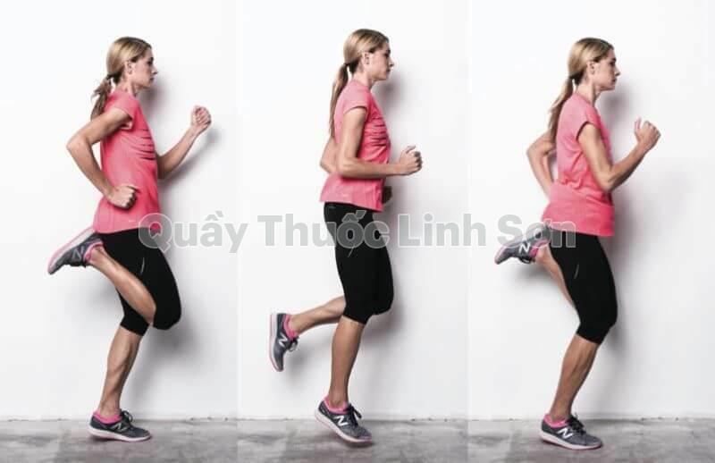 bài tập cardio chạy gót chạm mông