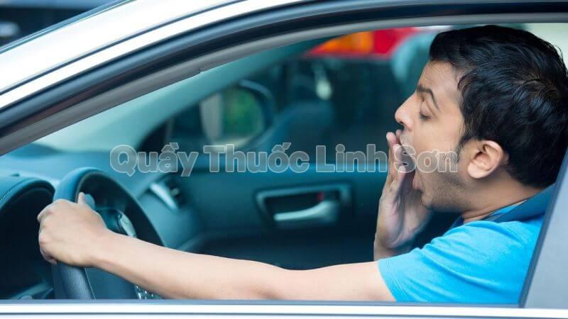 cách tỉnh ngủ nhờ người khác lái xe