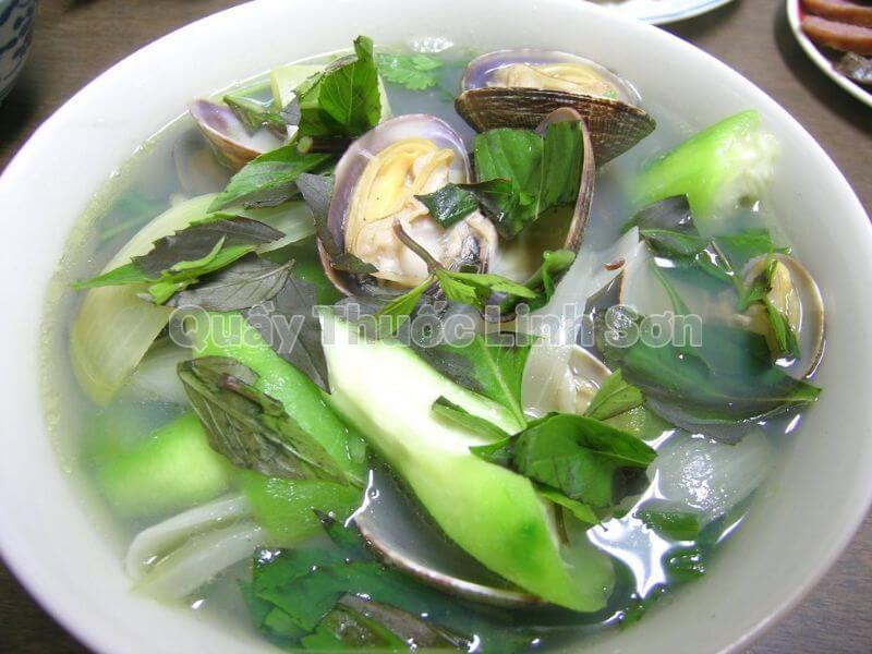 canh bầu nấu nghêu ngừa cảm cho mẹ bầu