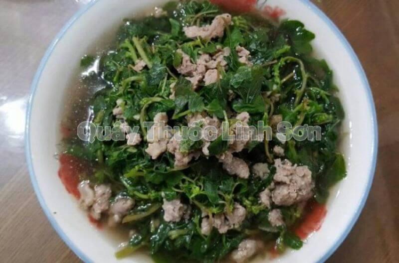 canh rau dền thịt nạc băm ngừa cảm cúm cho mẹ bầu