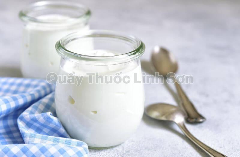 sữa chua là thực phẩm giàu can xi