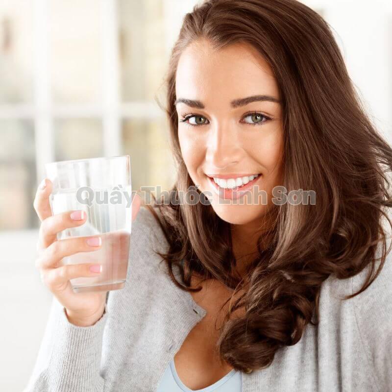uống thêm nước để tỉnh táo